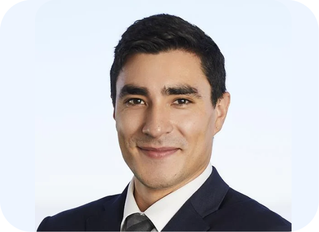alumni-Jon-Fernandez-mobile